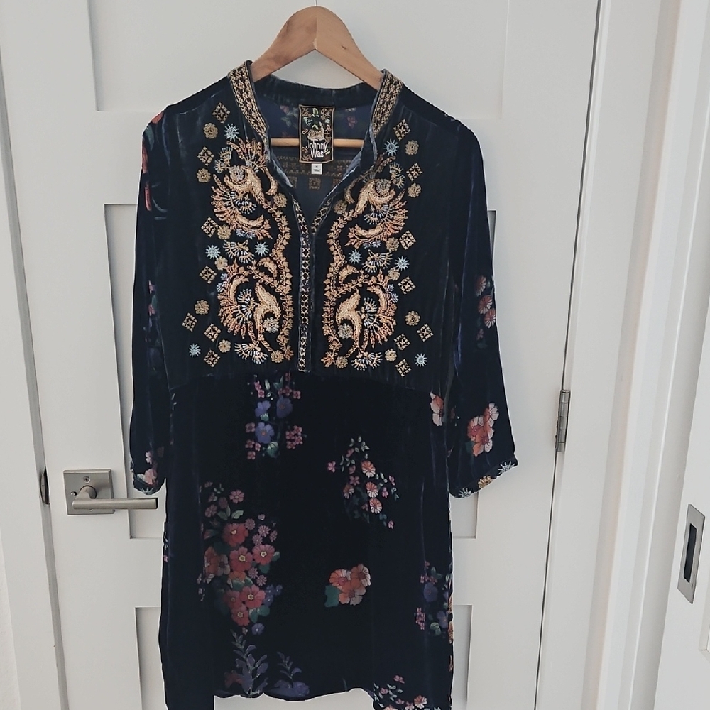 Velvet Embroidered Tunic Dress with Floral Print